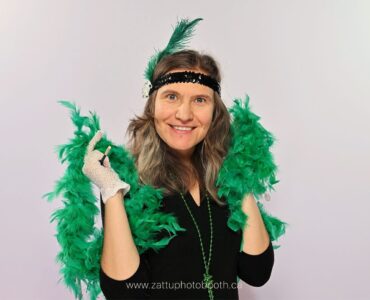 Whistle Bear Golf Club Gatsby Wedding Lady dressed up with Gatsby props