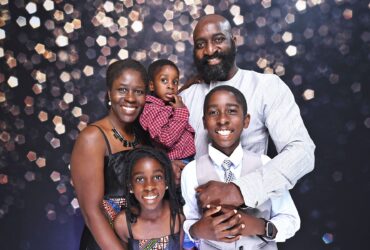 mirror photo booth rental for weddings Niagara mirror photo booth rental for weddings Niagara